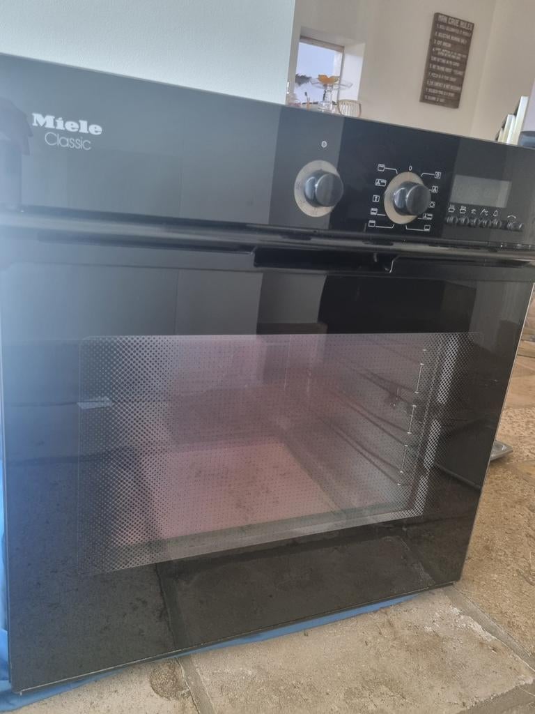 Four encastré Miele H848B, Electroménager, Fours, Comme neuf, Encastré, 60 cm ou plus, 60 cm ou plus, Air chaud, Enlèvement ou Envoi