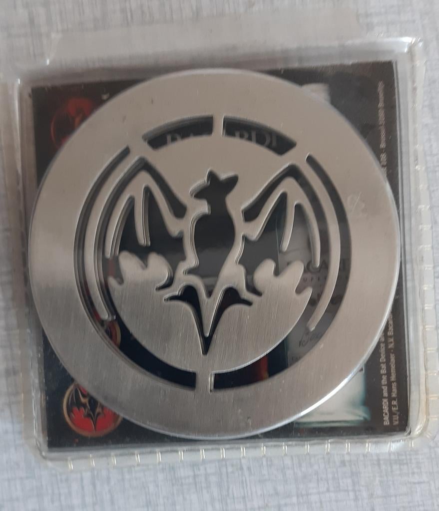 3 onderzetters sous-verre bacardi rum, Verzamelen, Merken en Reclamevoorwerpen, Ophalen of Verzenden, Zo goed als nieuw