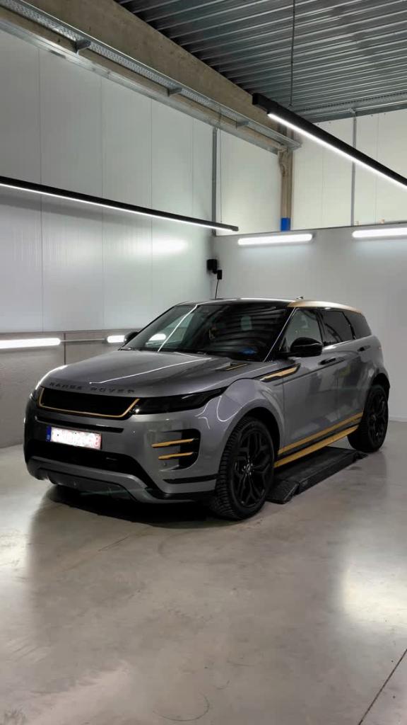 Bied + BTW Aftrek - Custom Lumma Evoque R-Dynamic SE Bodykit, Auto's, Automaat, 4 cilinders, Leder, 5 zetels
