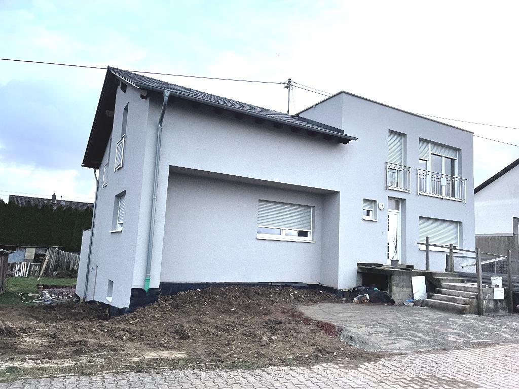 Perl au trois frontières (Allemagne–Luxembourg–France), Maison & Meubles, Enlèvement, Utilisé