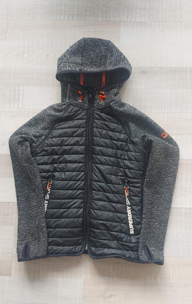 Superdry Gym tech Hybrid jack met capuchon, maat S, Verzenden, Zo goed als nieuw, Grijs, Algemeen