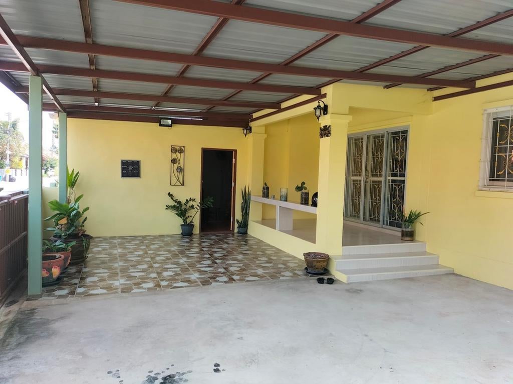 Te koop goed onderhouden vrijstaand woonhuis plus nieuw appa, Immo, Buitenland, 97 m², Khonkaen, Woonhuis, Verkoop zonder makelaar