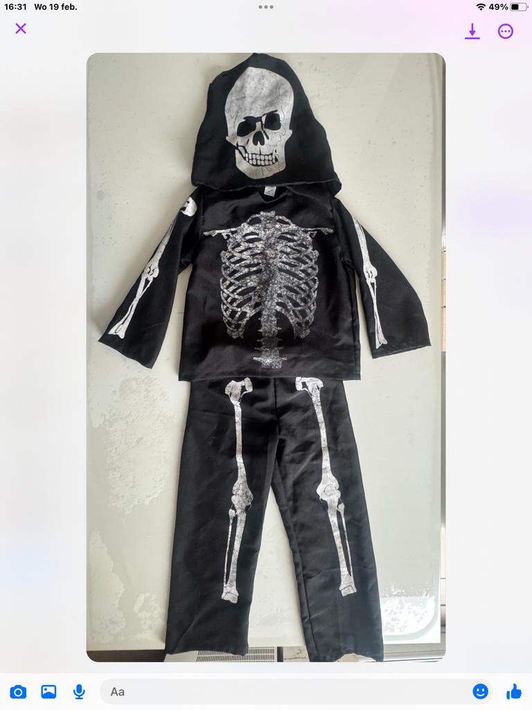 Carnaval kleding maat 140/146 5€ stuk, Ophalen, Zo goed als nieuw