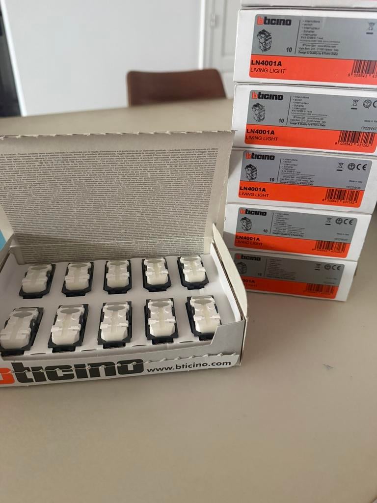 Bticino LN4001A living light enkelpolige schakelaar, Ophalen, Nieuw, Schakelaar