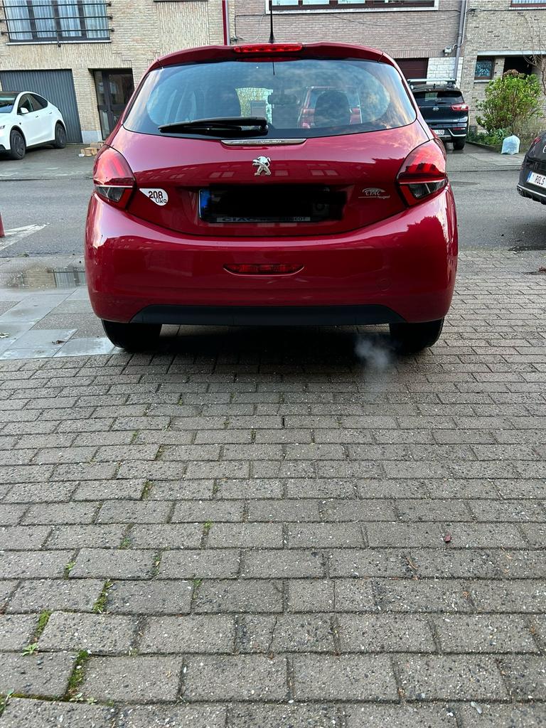 Peugeot 208 1er proprio 1.2 essence, Achat, Euro 6, Entreprise, Boîte manuelle