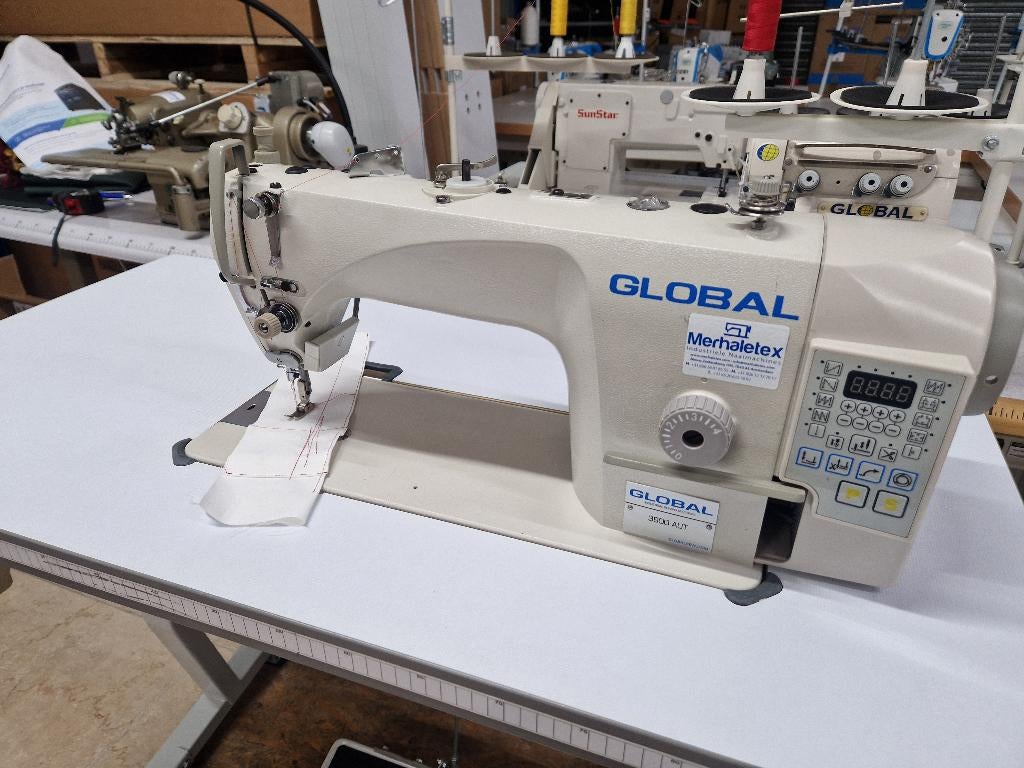 Global 3900 Industriële Naaimachine–Voor middelzware stoffen, Hobby & Loisirs créatifs, Machines à coudre & Accessoires, Comme neuf