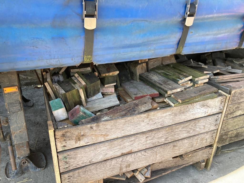 Recuperatie droog brandhout, 6 m³ of meer, Ophalen, Overige houtsoorten, Blokken