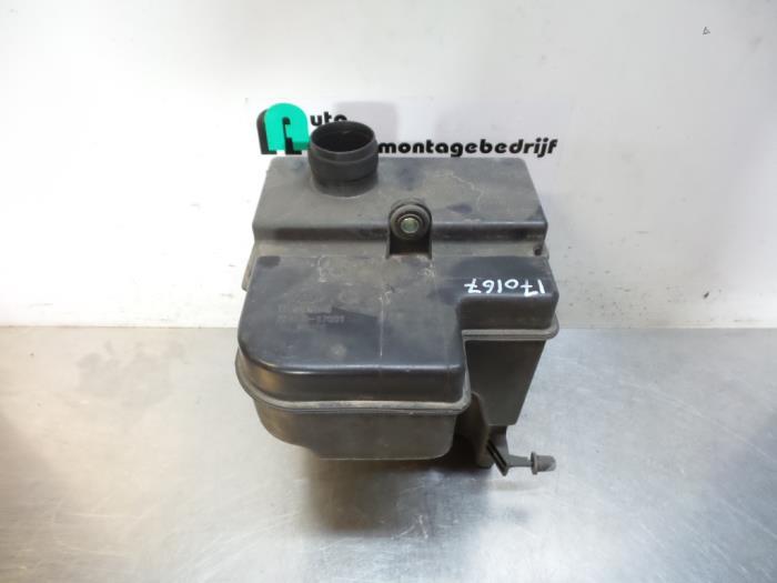 Resonantiehuis van een Hyundai Matrix (Matrix 02-), Auto-onderdelen, Carrosserie, Hyundai, Gebruikt, 3 maanden garantie, Ophalen of Verzenden