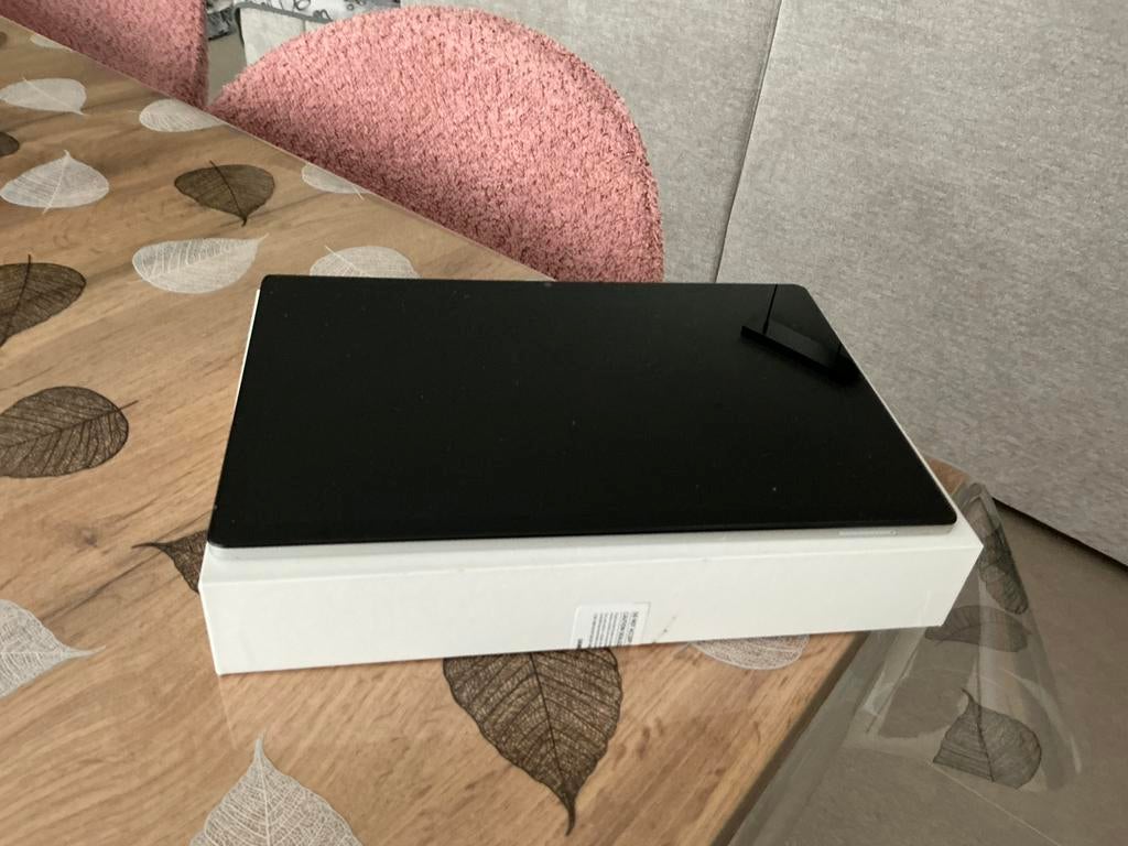 samsung tablet A8 64 gb met doos en lader zeer goede staat, Computers en Software, Android Tablets, Ophalen, Zo goed als nieuw