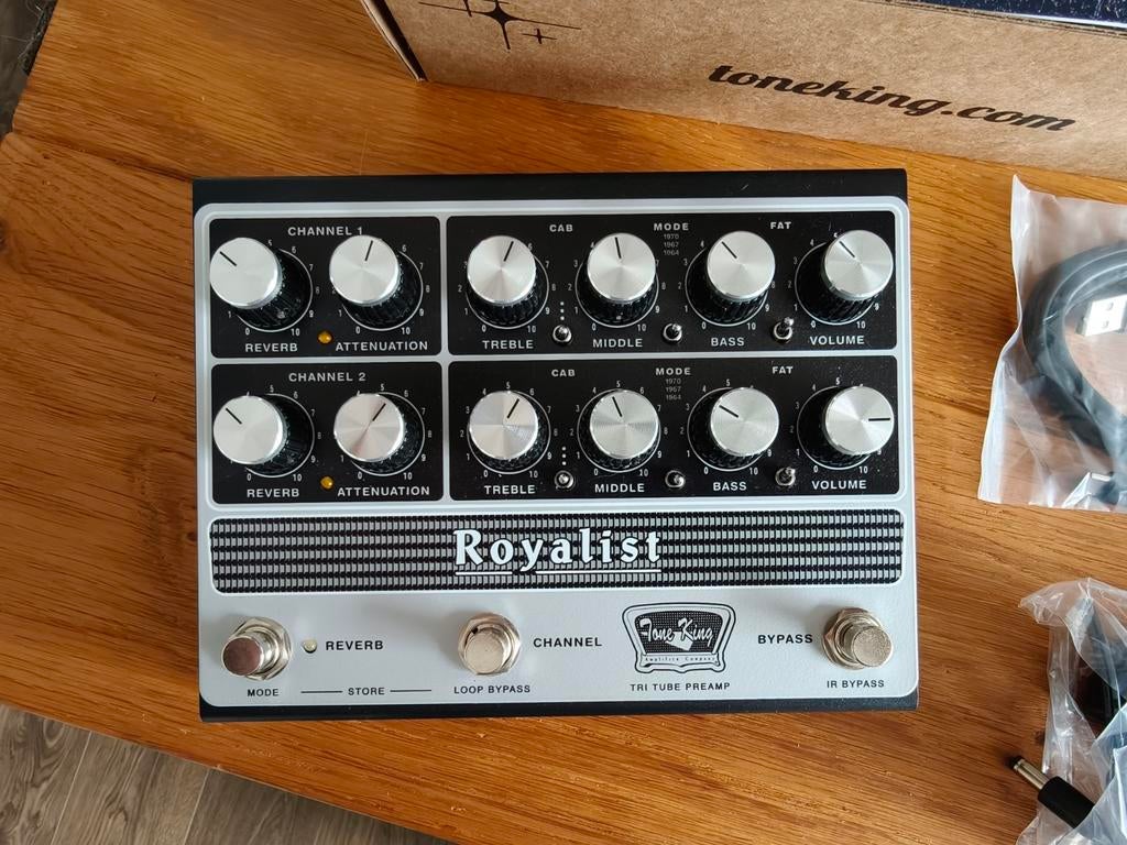 Tone King Royalist Tri-Tube Preamp, Muziek en Instrumenten, Effecten, Ophalen of Verzenden, Zo goed als nieuw, Overige typen
