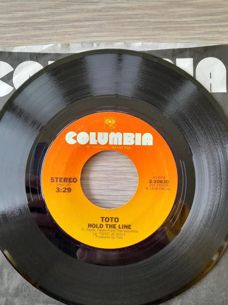 Toto-Hold the line 7'', Gebruikt, 7 inch, Single, Ophalen of Verzenden