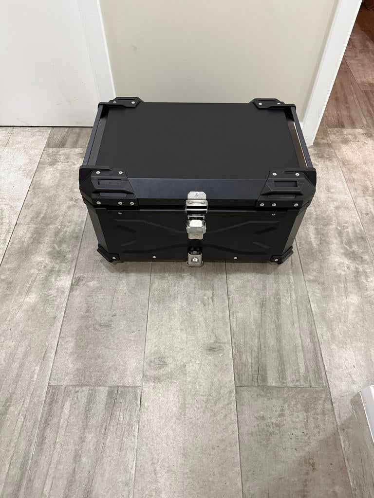 Top case, Enlèvement, Comme neuf