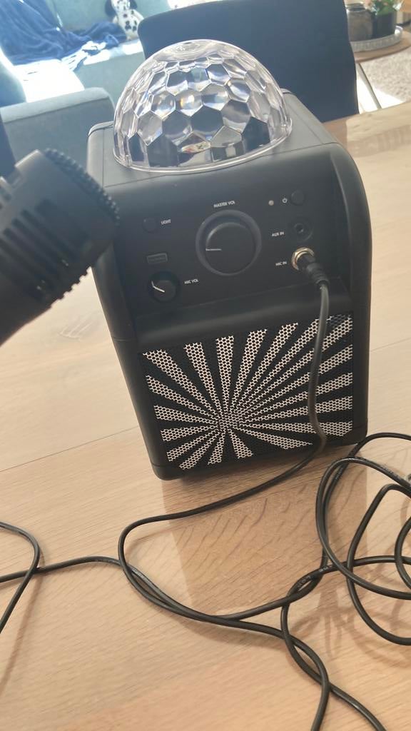 Box met lichtjes die draaien en microfoon, Enlèvement, Comme neuf