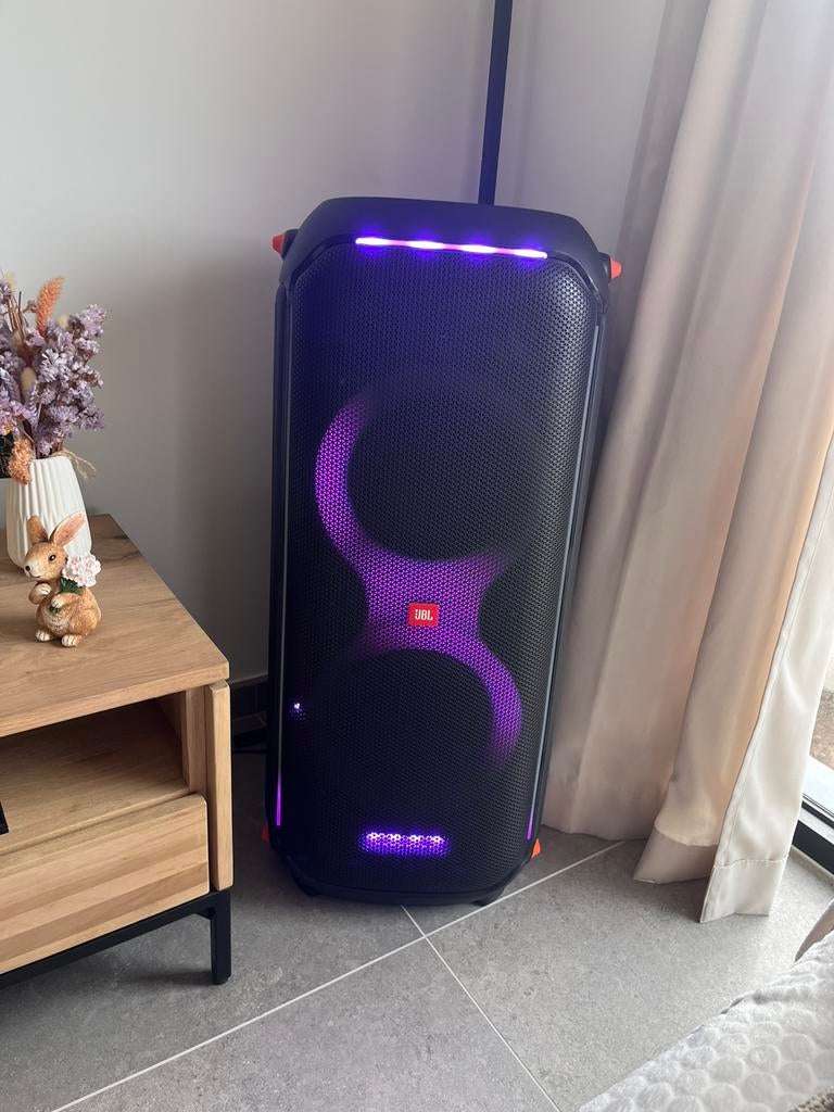 JBL partybox 710, Ophalen, Zo goed als nieuw, 120 watt of meer, JBL