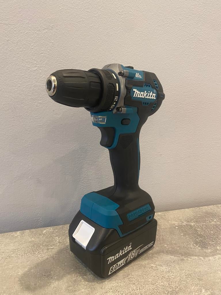 Makita boormachine DDF487, Verzenden, Zo goed als nieuw, Boormachine