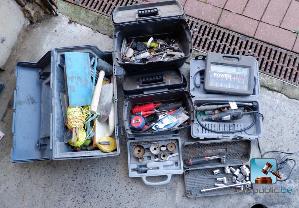 Evacuation déchets débarras encombrants gravats materiaux, Diversen, Rommelmarktspullen, Gebruikt, Ophalen