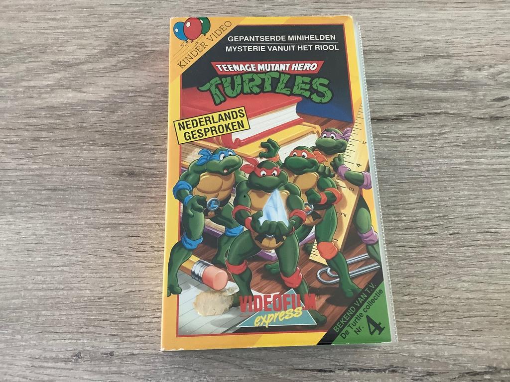 Teenage mutant ninja turtles VHS video (1991), Cd's en Dvd's, Tekenfilm, Alle leeftijden, Ophalen of Verzenden, Zo goed als nieuw