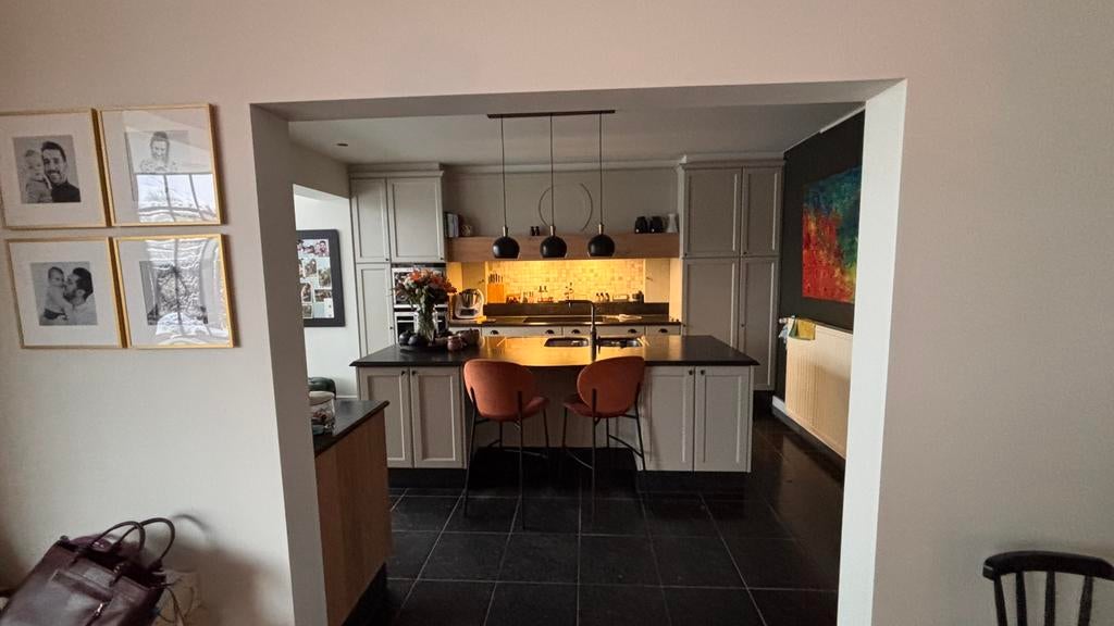 Mooie landelijke keuken in greige met blauwe steen., Huis en Inrichting, Keuken | Complete keukens, Ophalen, Gebruikt, Overige kleuren