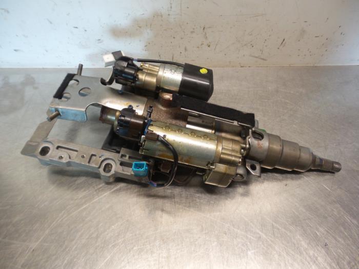 Boîtier colonne de direction d'un Audi A8 (A8 94-), -, 3 mois de garantie, Audi, Utilisé