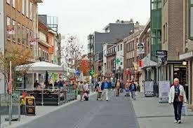 Lanaken centrum Molenweideplein handelsruimte, kantoren, Immo, Minder dan 20 m², Maasmechelen