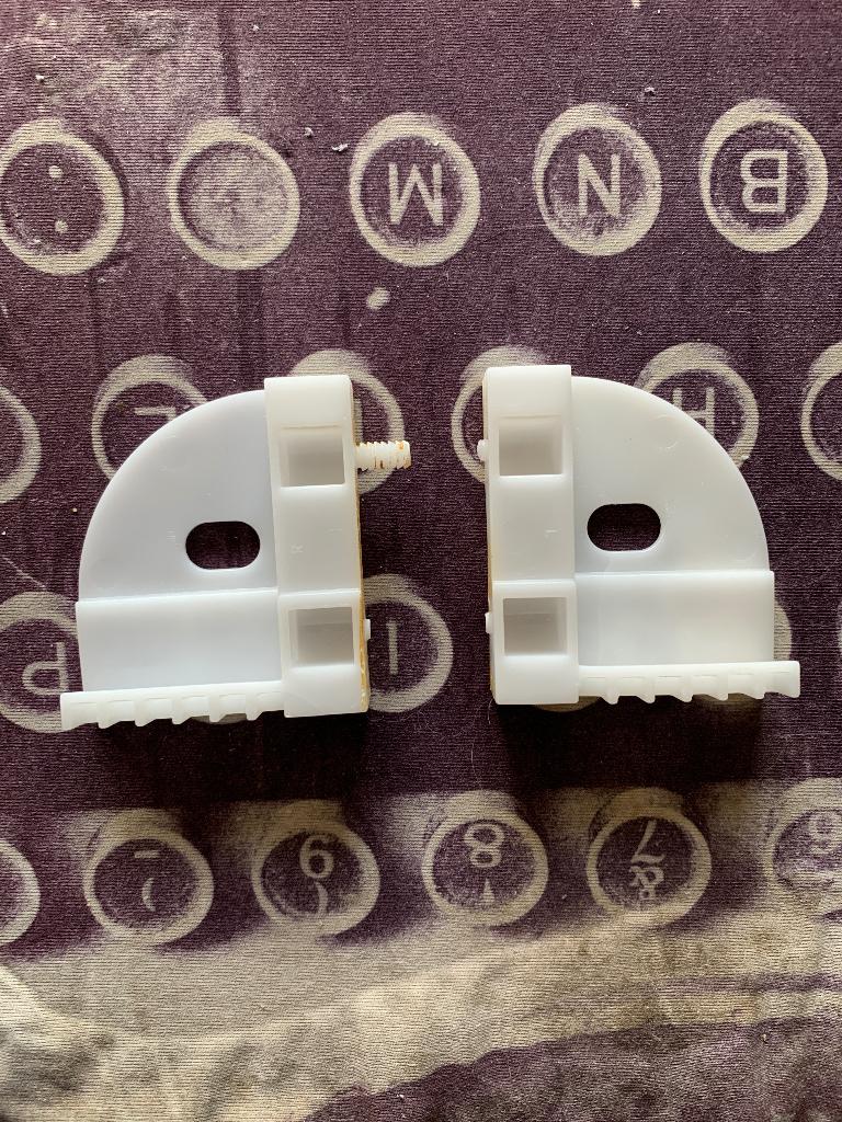 RECHERCHE Pièce détachée IKEA Besta 141.419 - 141.420, Maison & Meubles, Enlèvement ou Envoi