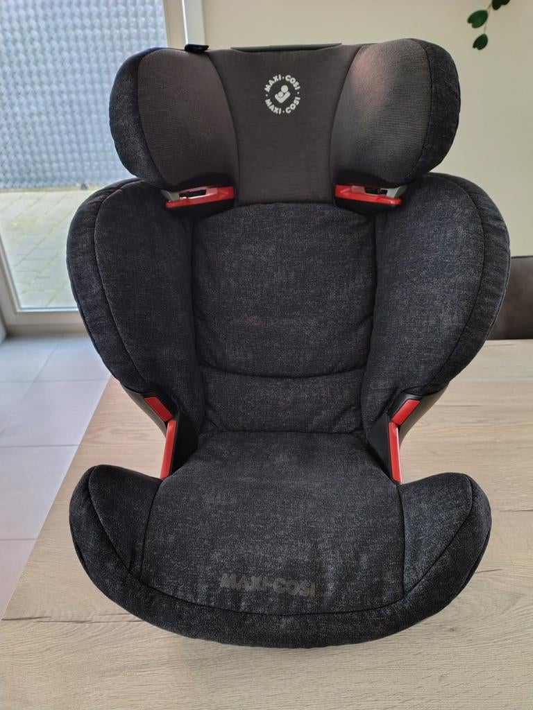 Maxi cosi / bébé confort rodifix autostoel, Enfants & Bébés, Enlèvement