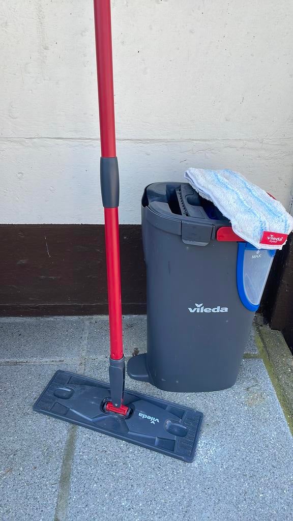 Vileda dweilsysteem, Ophalen