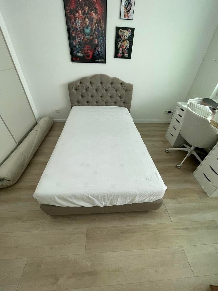 Lit 120 cm x 200 cm, Enlèvement, Comme neuf