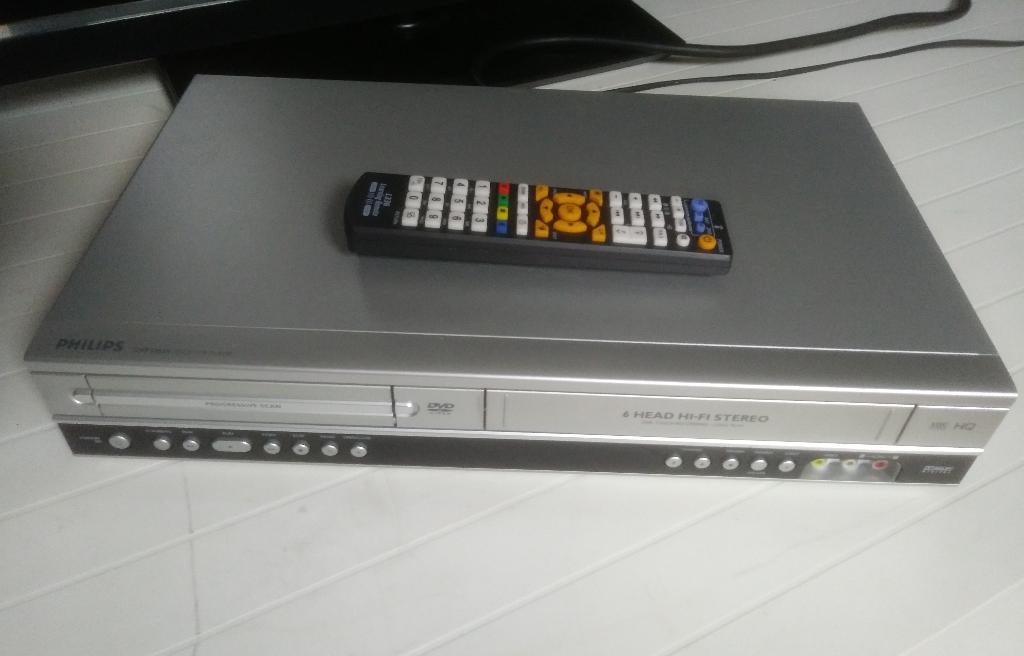 Philips DVP 3350V combi DVD speler/VHS recorder, Audio, Tv en Foto, Ophalen of Verzenden, Gebruikt, VHS-speler of -recorder