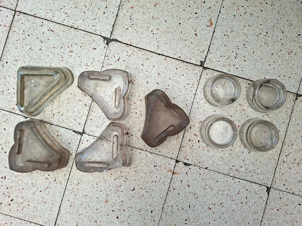 Antieke glazen verhogers voor kachel of meubelpoten, Antiek en Kunst, Ophalen of Verzenden