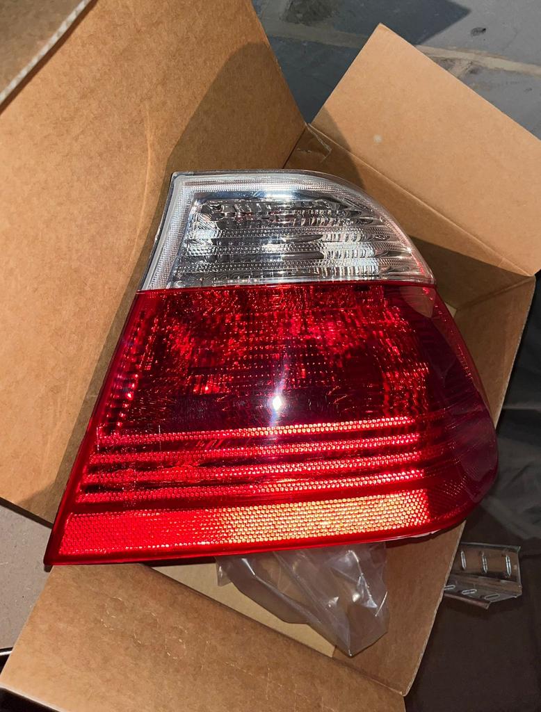 Feux arrière BMW Série 3 E46 phase 2 NEUFS (paire), Autos : Pièces & Accessoires, Enlèvement, BMW