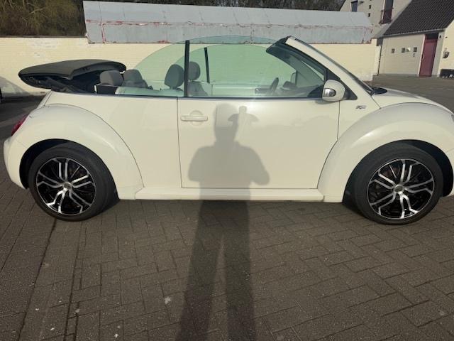 Vw Beetle Cabrio 2.0 Benzine Face Lift! Airco ALU!, Auto's, Volkswagen, 4 zetels, Stof, Beetle (Kever), 4 cilinders