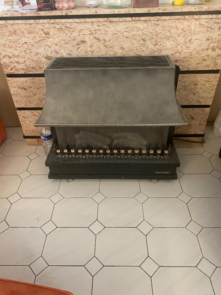 Convecteur gaz, Enlèvement, Utilisé, 80 cm ou plus, Poêle