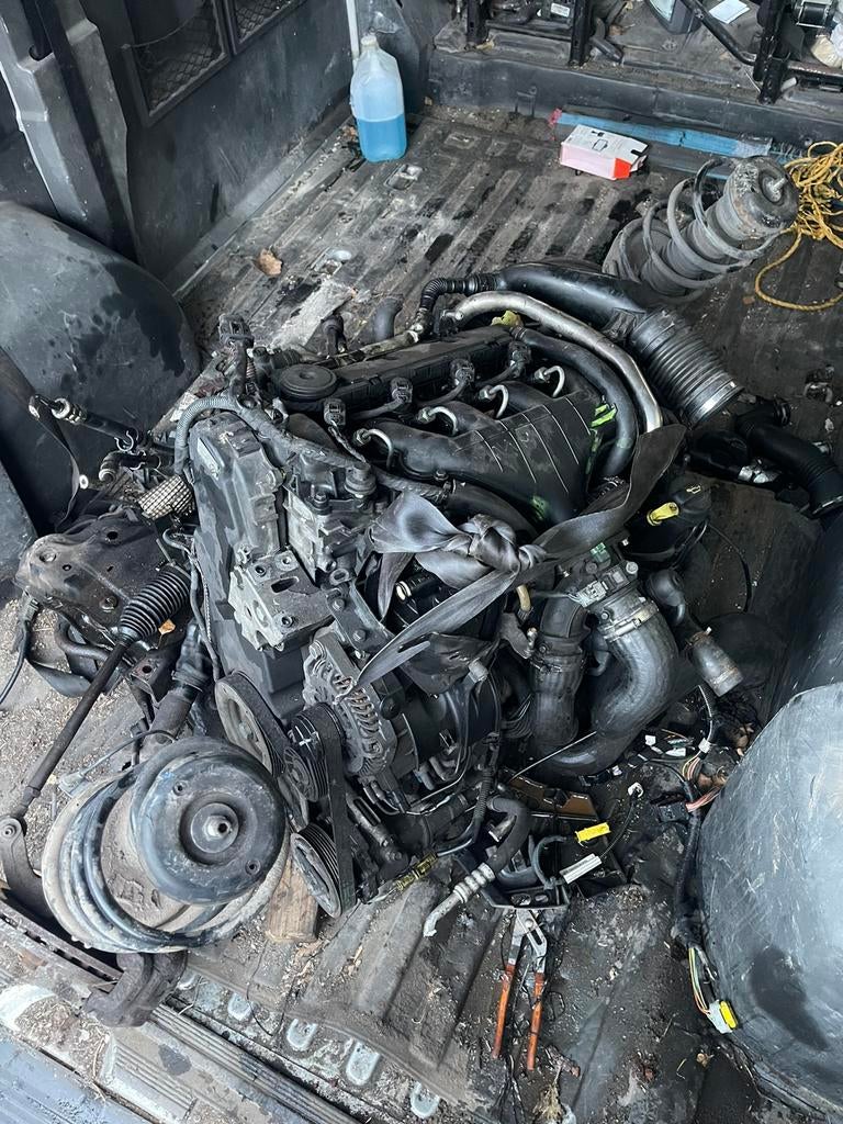 Toute pieces moteur 2.0 hdi 136 CV, Autos : Pièces & Accessoires, Moteurs & Accessoires, Enlèvement ou Envoi