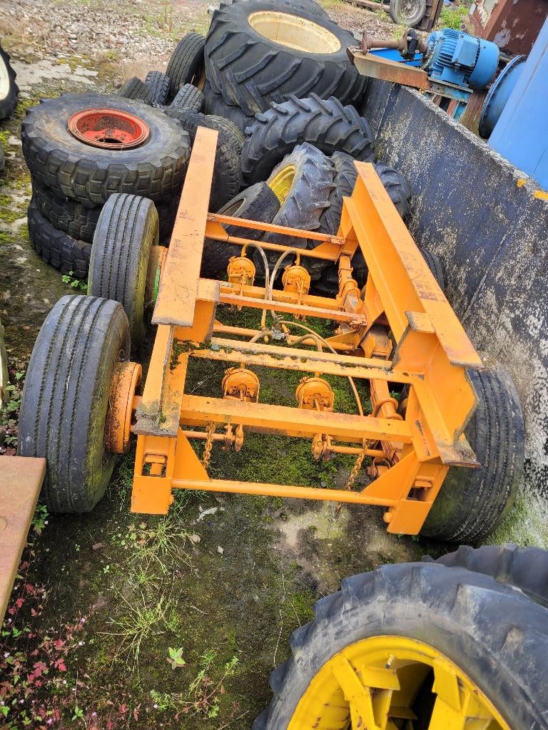 Châssis robuste à 2 essieux Nouveaux pneus !, Autos : Divers, Remorques, Utilisé, Enlèvement