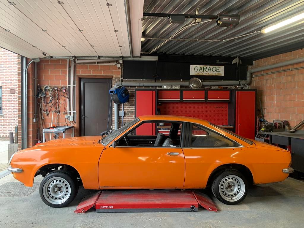 Opel Manta oldtimer project. Levering mogelijk., Handgeschakeld, Particulier, Manta, Coupé