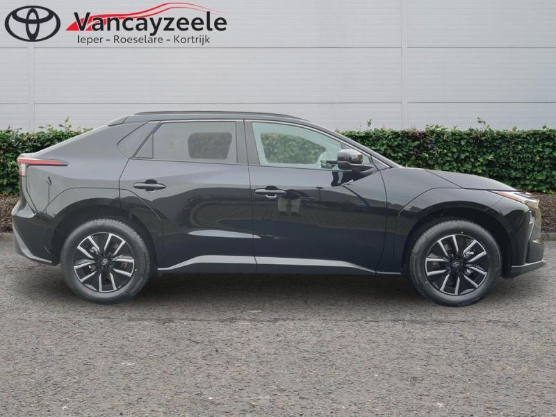 Toyota bZ4X Pure+cam+gps+sens V+A, Automaat, Zwart, 167 pk, Zwart