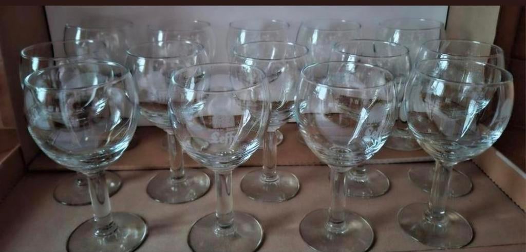 14 verres de Leffe 25 cl également disponibles par pièce, Enlèvement, Comme neuf, Leffe