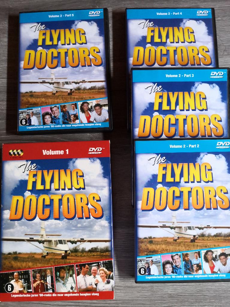 dvd set the flying doctors, Ophalen of Verzenden