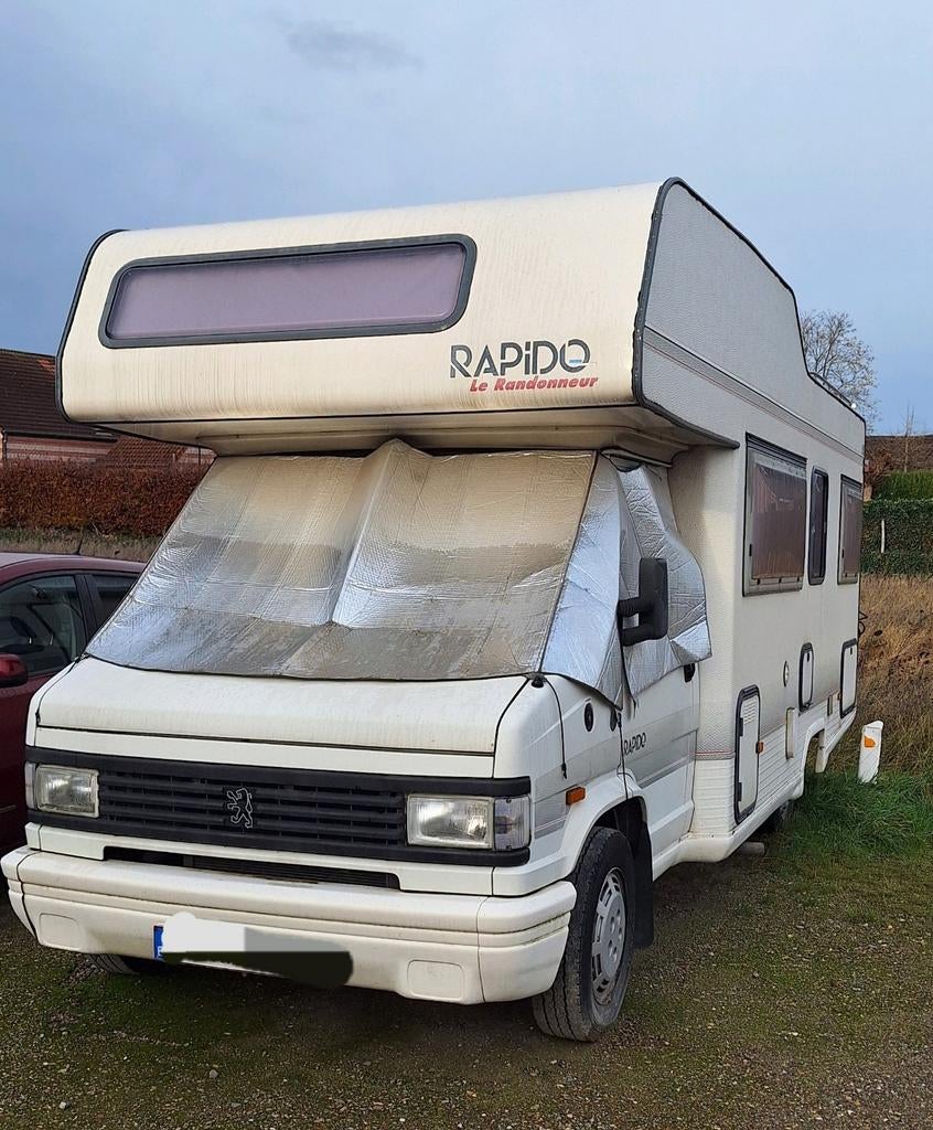 Camping-car Peugeot à rénover avec un faible kilométrage, Siège de train, Autres marques, Boîte manuelle, 5 à 6 mètres