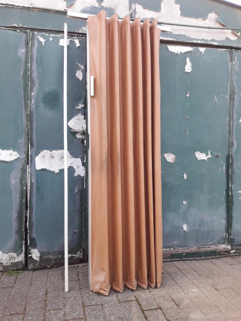 Accordeon-schuif-deur, Ophalen, Kunststof, Binnendeur, Gebruikt