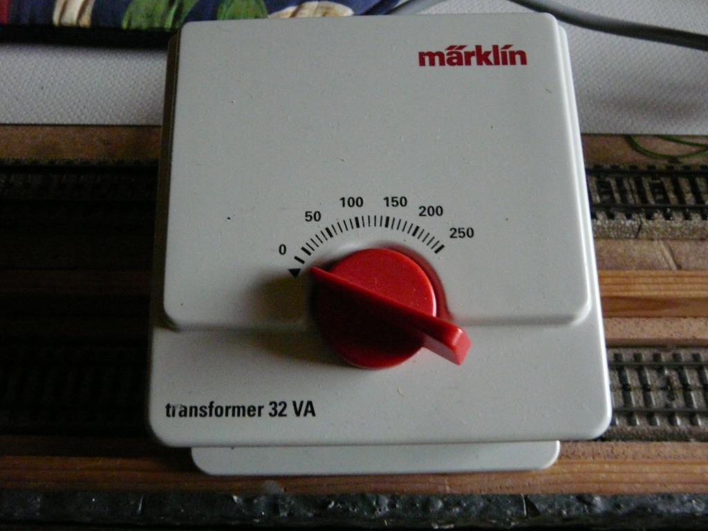 Märklin HO 32V transformator 6647 in nieuwe staat, Hobby en Vrije tijd, Modeltreinen | H0, Ophalen, Nieuw, Analoog, Märklin