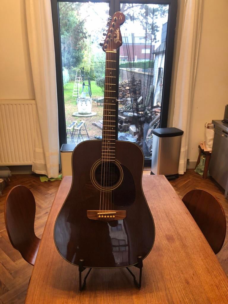 Fender Newporter, Musique & Instruments, Enlèvement, Utilisé, Guitare Western ou Guitare Folk, Avec capteur (piezo)
