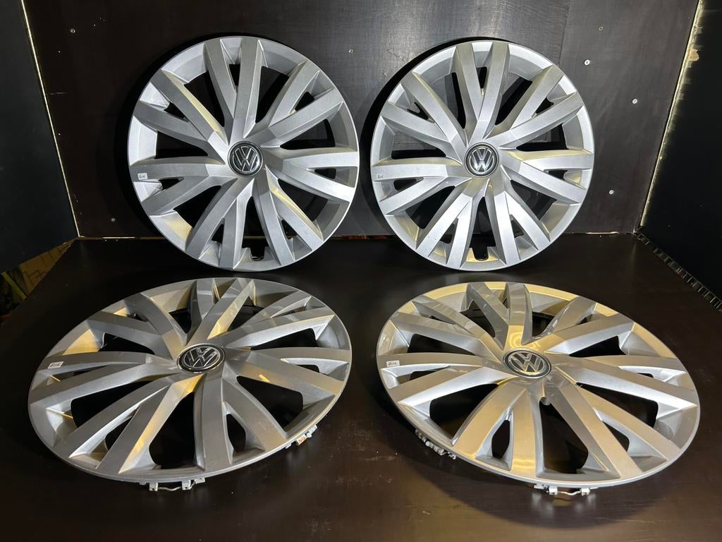 4 enjoliveurs vw passat touran caddy golf 6,7,8 16", Enlèvement ou Envoi, Comme neuf