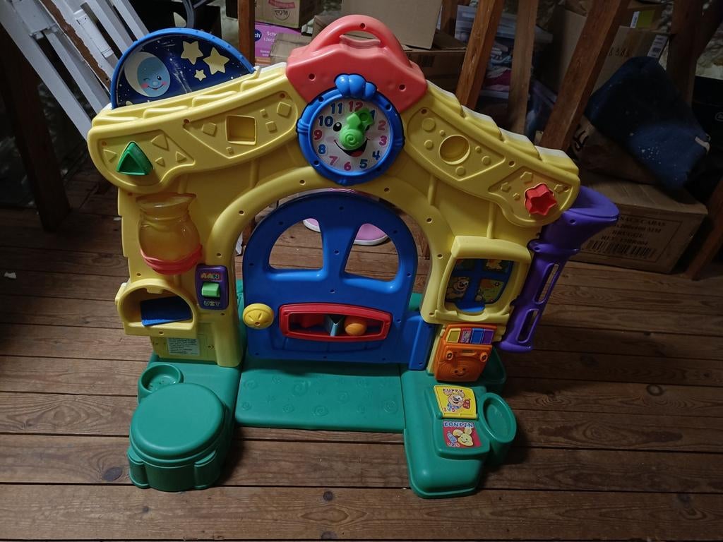 Speelgoedhuisje met allerlei opties en geluid., Kinderen en Baby's, Ophalen, Met geluid