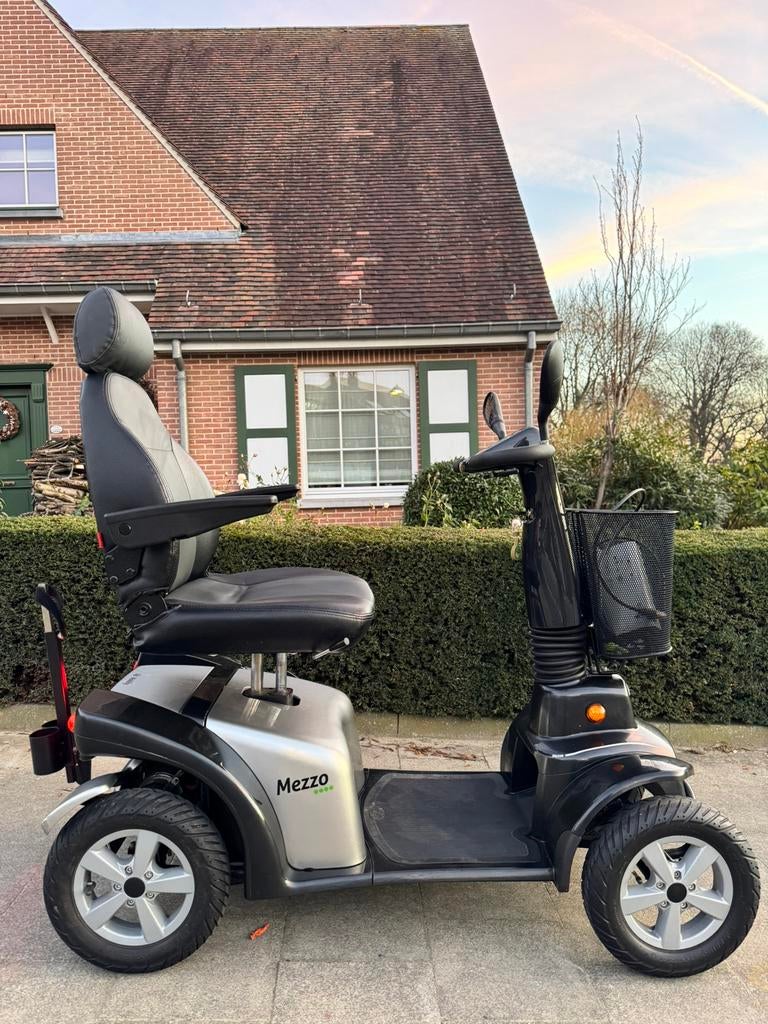 Life & Mobility Mezzo 4 Scootmobiel Elektrische Scooter, Diversen, Ophalen of Verzenden, Inklapbaar, Zo goed als nieuw, Elektrische rolstoel