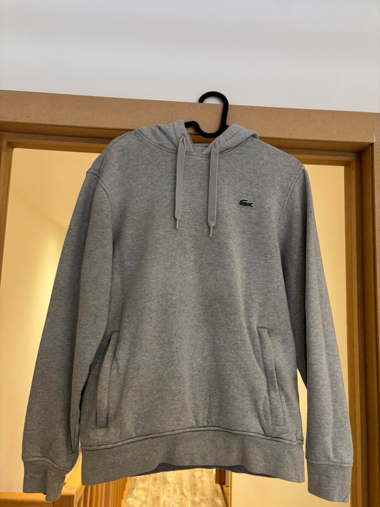 Pull lacoste taille 3/S, Enlèvement, Comme neuf