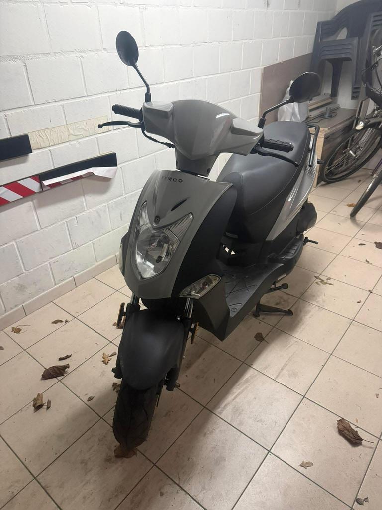 Kymco Agility 50, Fietsen en Brommers, Scooters | Kymco, Gebruikt, Agility, Klasse A (25 km/u), Ophalen