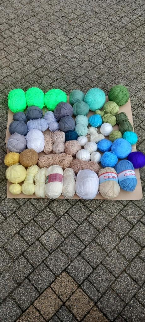 Laine 3,350 kg, Enlèvement ou Envoi, Neuf, Tricot ou Crochet, Laine ou Fils