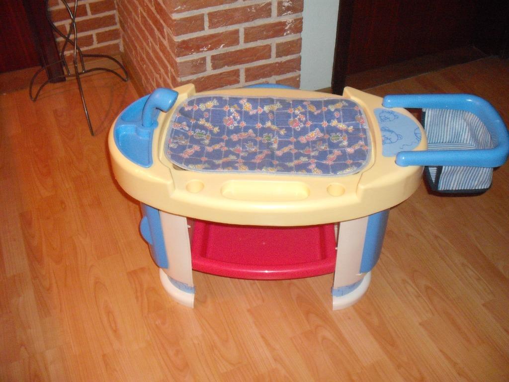 poppenwastafel met eetstoeltje, Ophalen of Verzenden, Gebruikt, Babypop